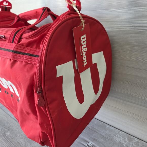 Wilson Red Tour Duffle 19" Bag Vintage 90s - 1 Outside Zip Double Handle & Strap - Picture 2 of 16